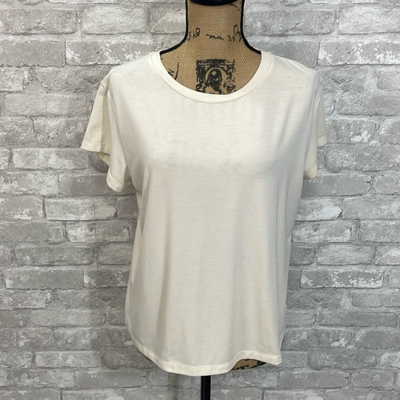 Varley Cream Short Sleeve Tee - Picture 1 of 6